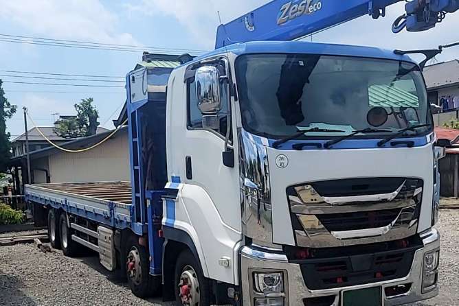 大型車両（10tユニック車）